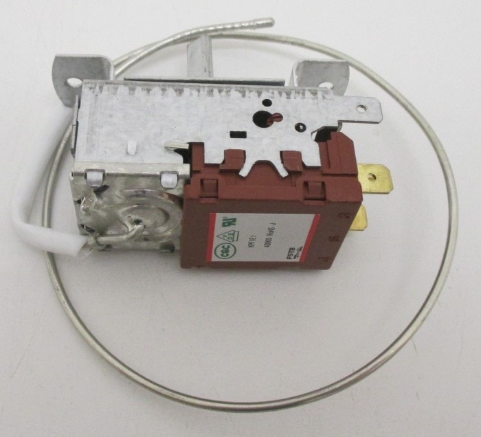 Capteur de thermistance NTC pour réfrigérateur Volvo FH4 P82174077, 82212505
