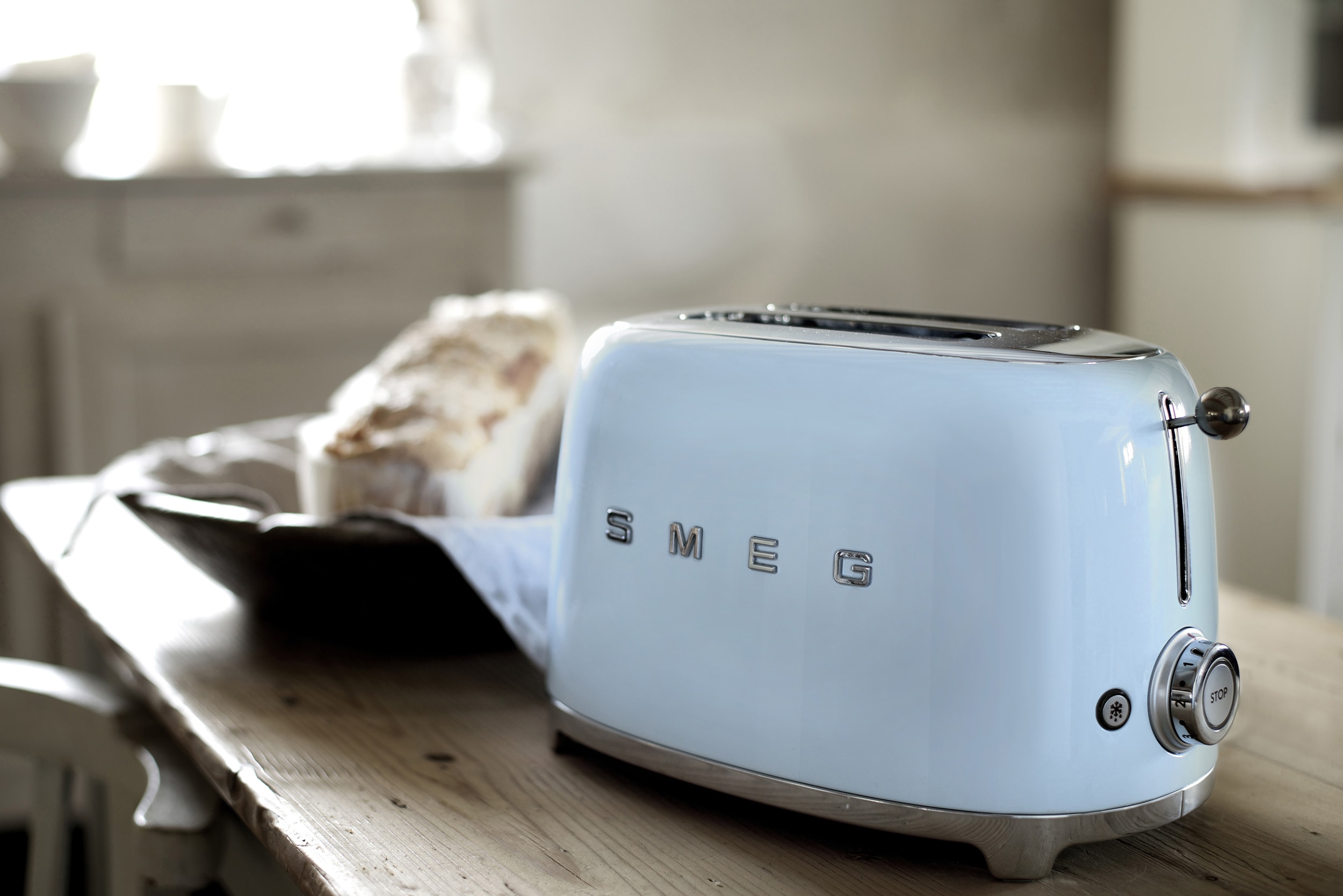 Grille pain/toaster 2 Tranches BEIGE Années 50 SMEG Gurdjian les prix bas  le service en plus